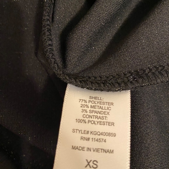 Anthropologie RO&DE Women's 3/4 Sleeve Metallic V-Neck Top Size XS - Picture 5 of 5